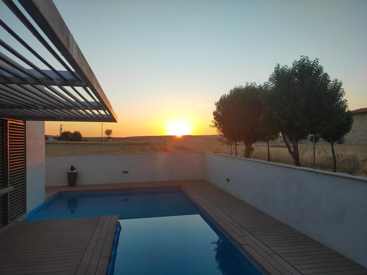 Amanecer Cabrerizos Villa Eksteriør billede
